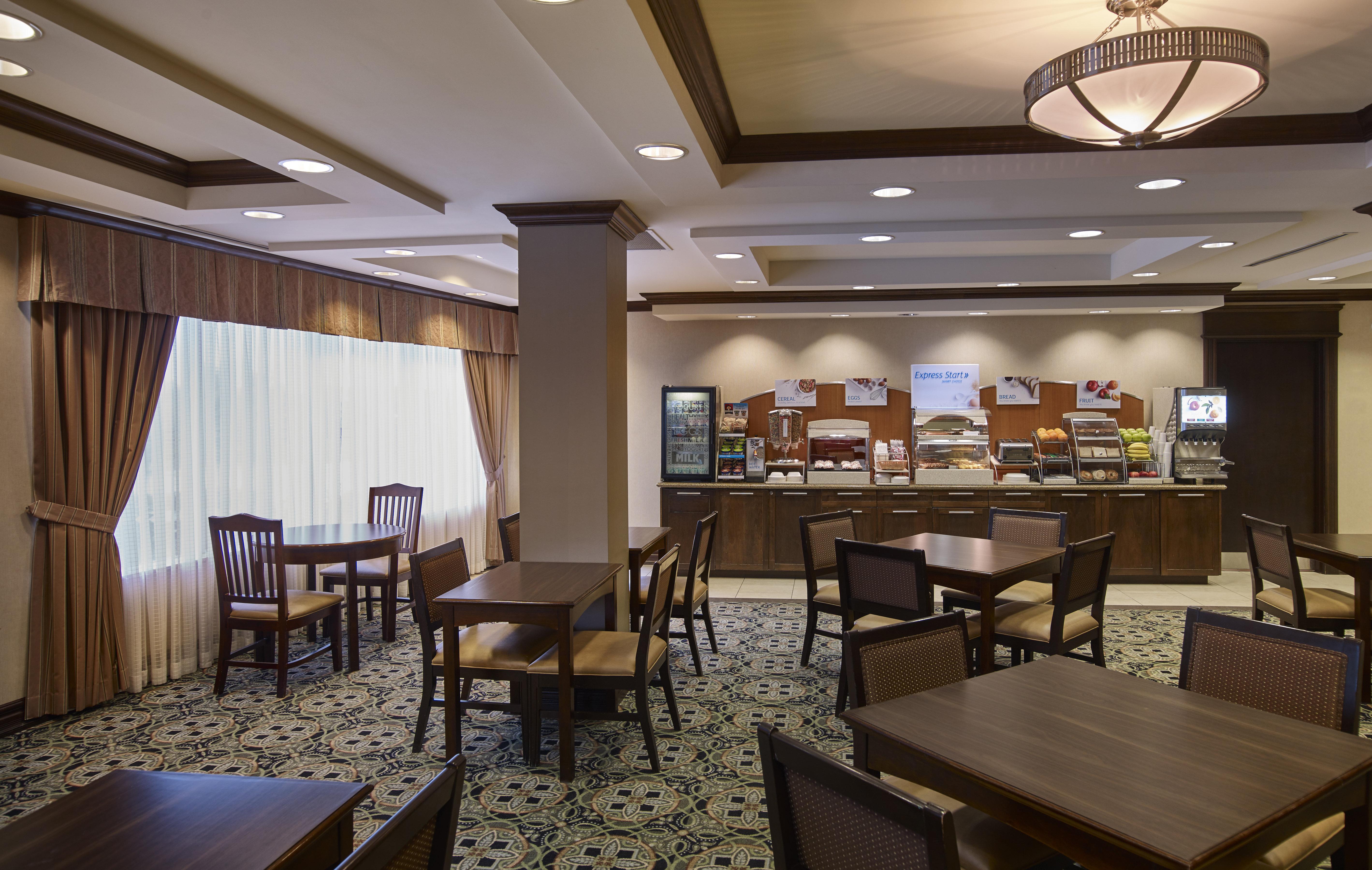 Holiday Inn Express & Suites Huntsville By Ihg Exteriör bild