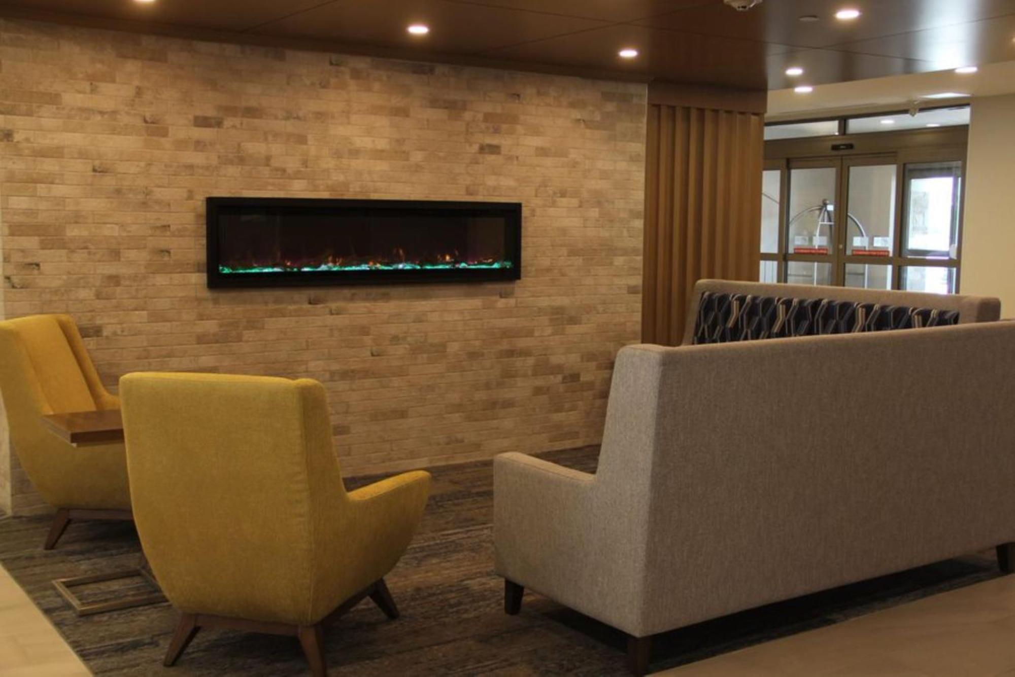 Holiday Inn Express & Suites Huntsville By Ihg Exteriör bild