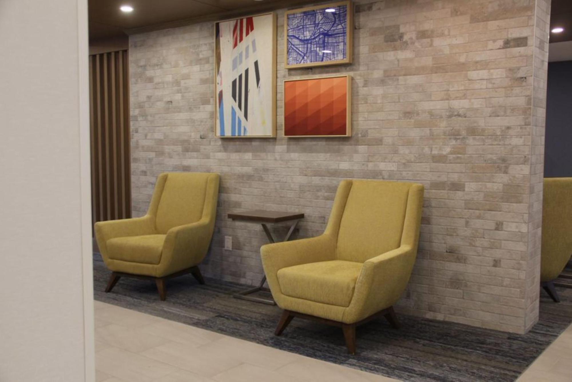 Holiday Inn Express & Suites Huntsville By Ihg Exteriör bild
