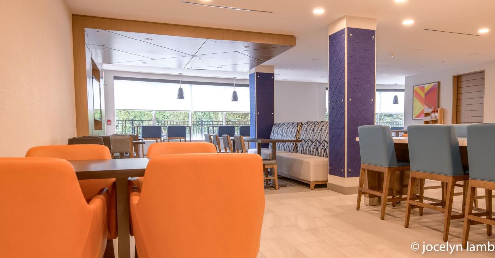 Holiday Inn Express & Suites Huntsville By Ihg Exteriör bild