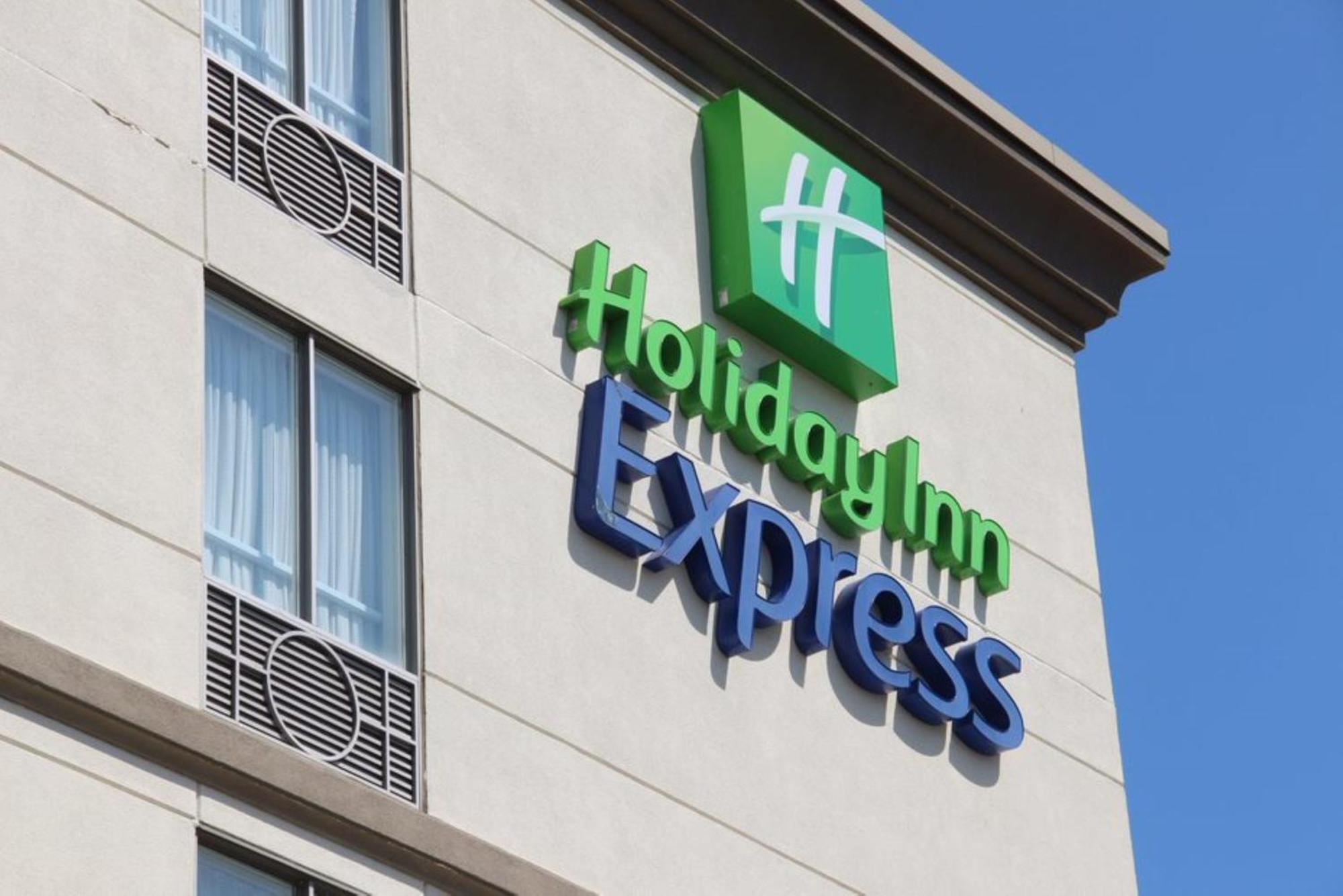 Holiday Inn Express & Suites Huntsville By Ihg Exteriör bild