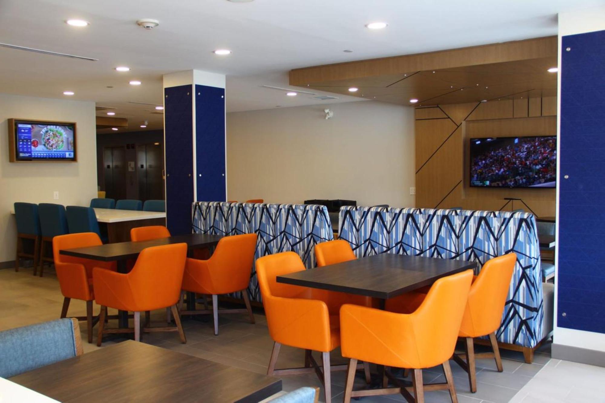Holiday Inn Express & Suites Huntsville By Ihg Exteriör bild