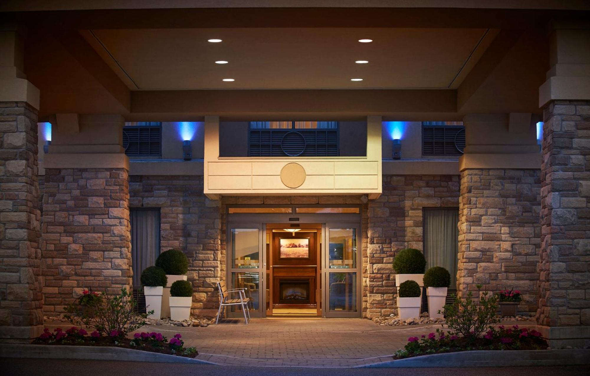 Holiday Inn Express & Suites Huntsville By Ihg Exteriör bild